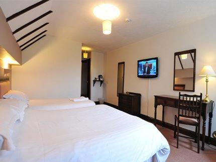 The New Inn Heckfield Quarto foto